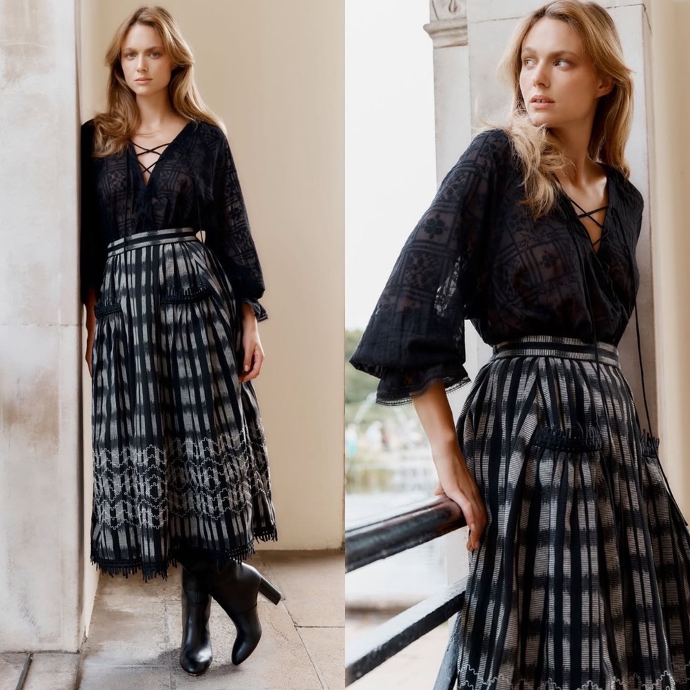 Wiggy Kit Gaucho Skirt Black and White Sz M